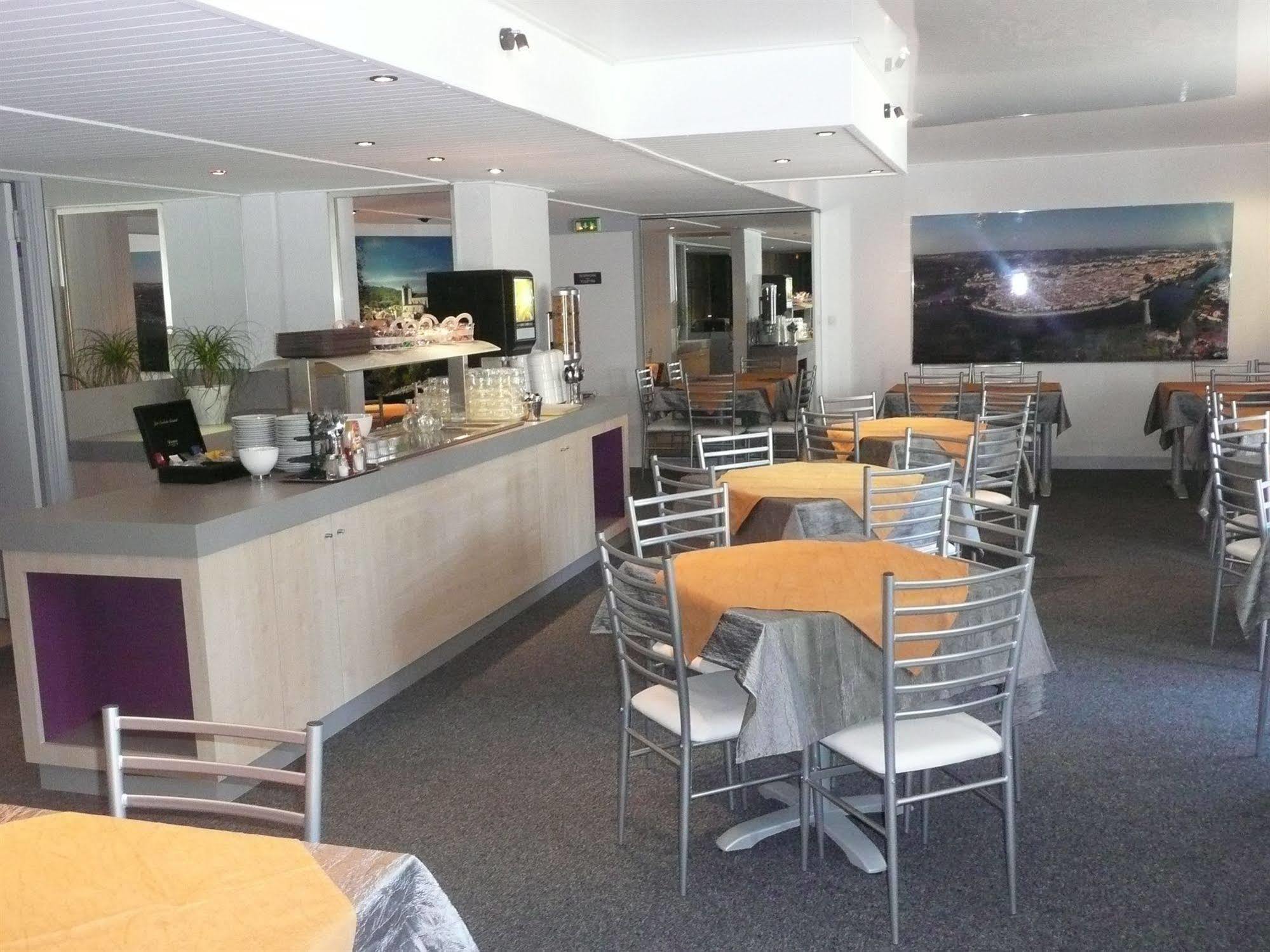 Brit - Le Valentré Hotel 2*